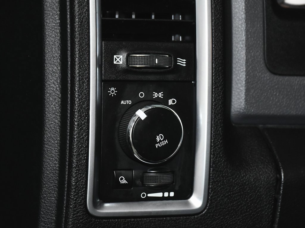 Used 2017 RAM 1500 Big Horn image 16