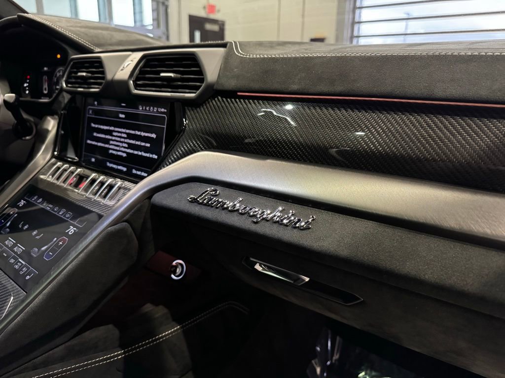 Used 2024 Lamborghini Urus Performante image 70