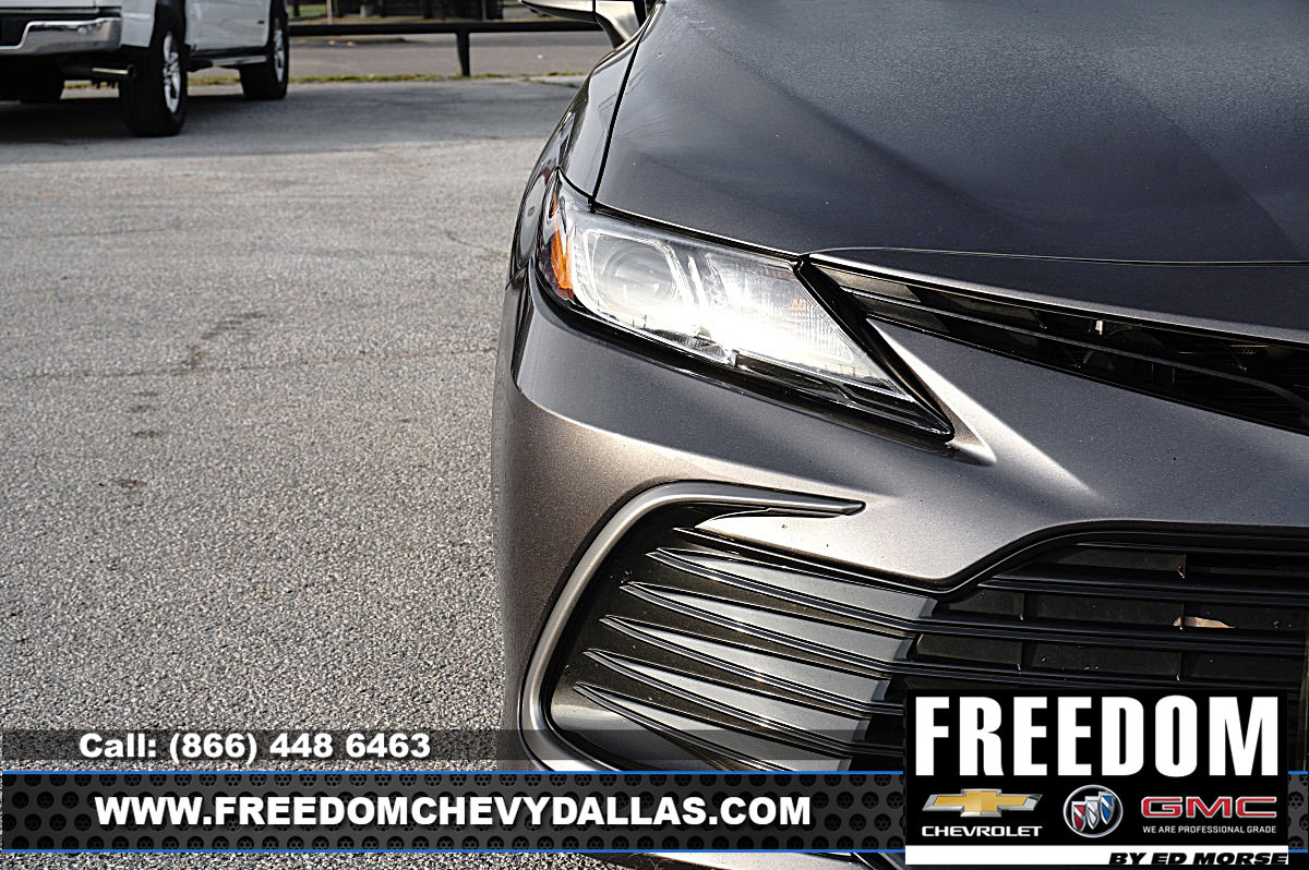 Used 2022 Toyota Camry LE image 40