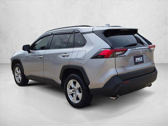 Used 2021 Toyota RAV4 XLE w/ Convenience Package FWD image 6