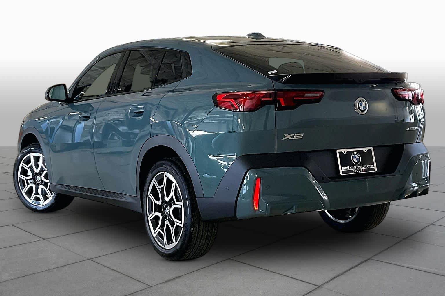 New 2026 BMW X2 xDrive28i w/ Technology Package AWD/4WD image 12
