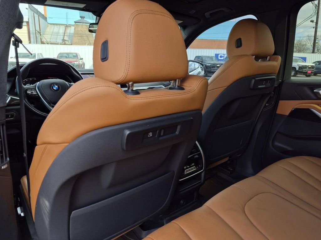 Used 2019 BMW X5 xDrive40i w/ Premium Package 2 image 38