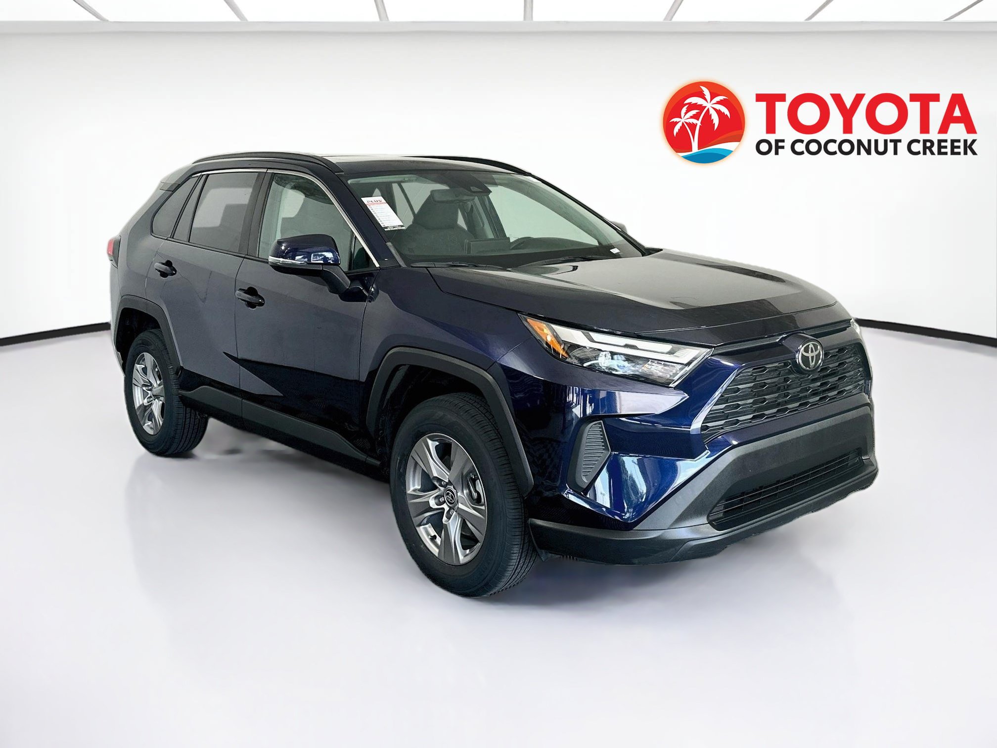 Used 2023 Toyota RAV4 XLE w/ Convenience Package FWD image 1