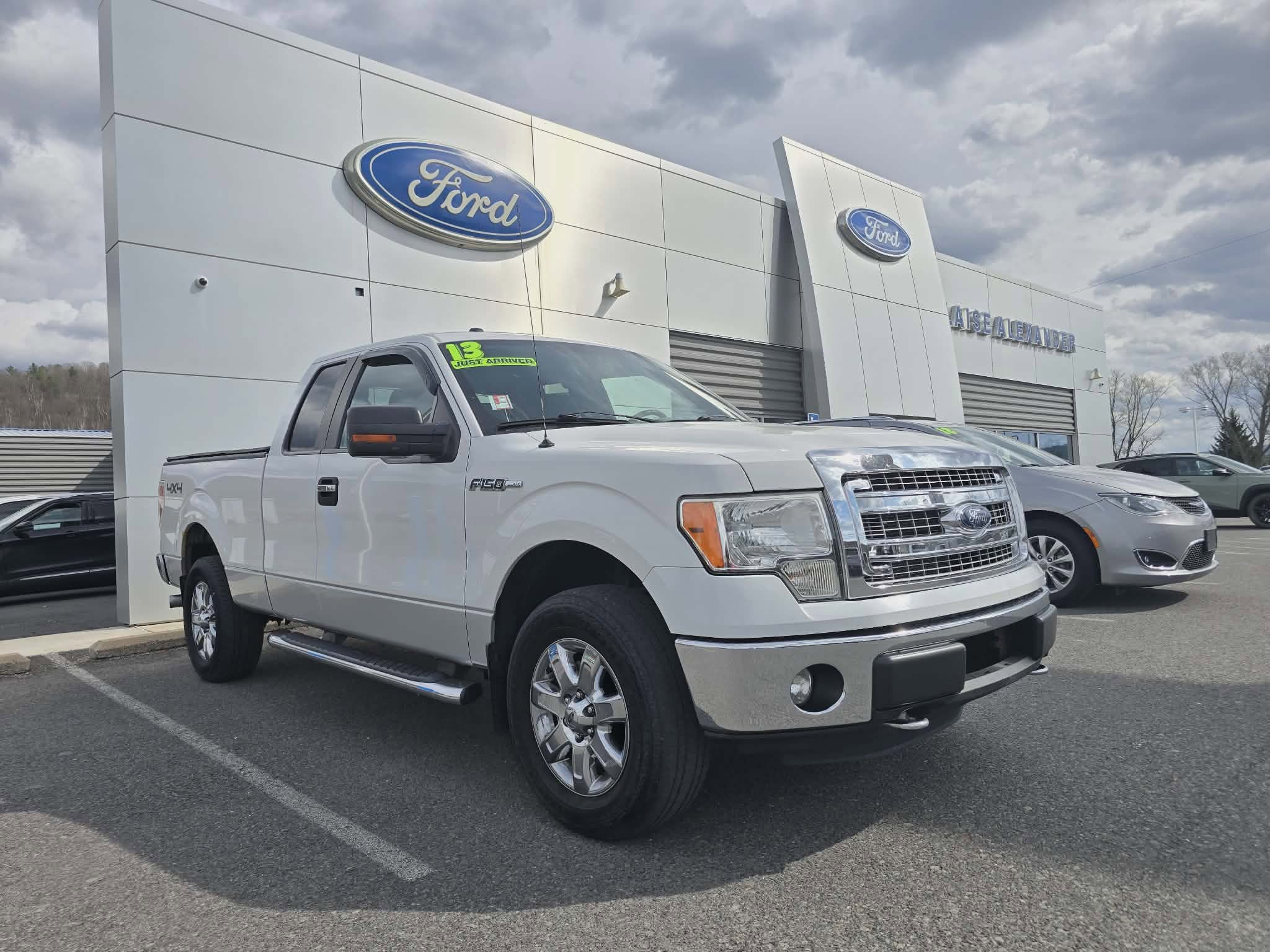 Used 2013 Ford F150 XLT w/ XLT Chrome Pkg image 1