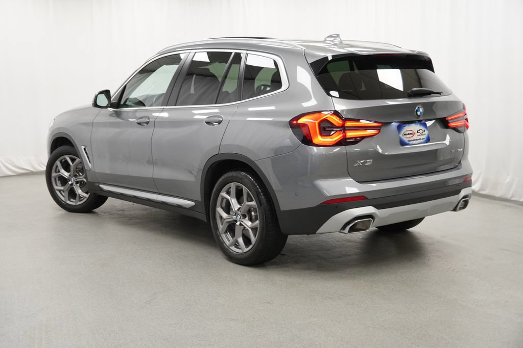 Used 2024 BMW X3 xDrive30i w/ Premium Package w/ZPA AWD/4WD image 2