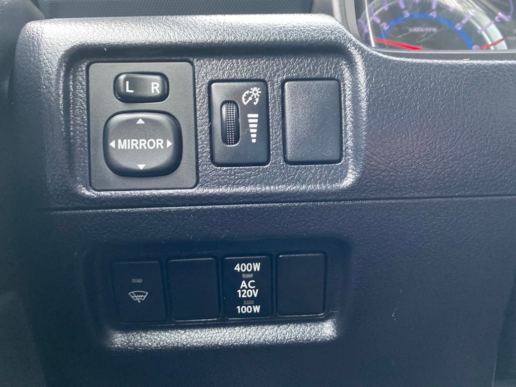 Used 2018 Toyota 4Runner SR5 image 29