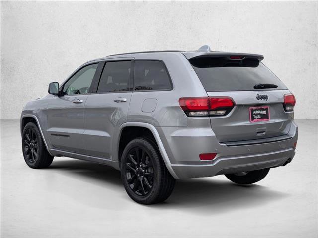 Used 2018 Jeep Grand Cherokee Altitude image 8
