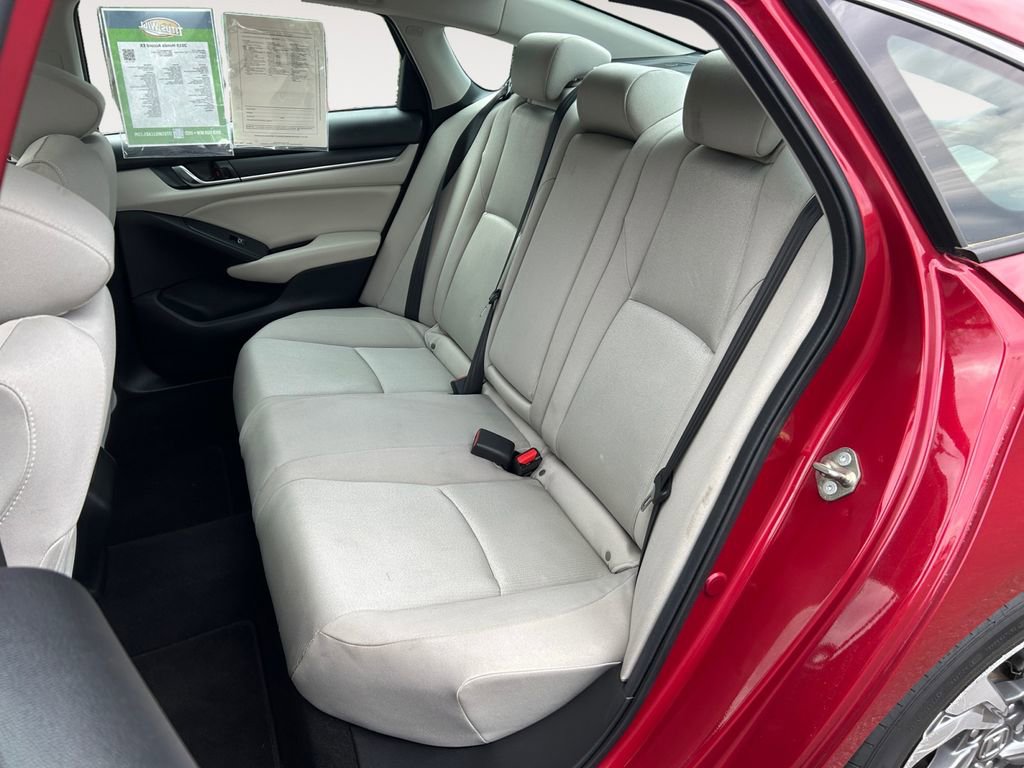Used 2019 Honda Accord EX image 11