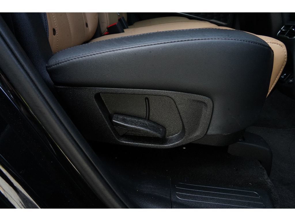 Used 2023 Hyundai Santa Fe Calligraphy image 20