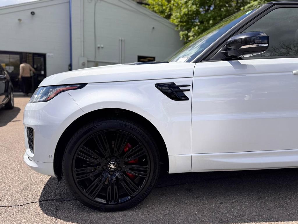 Used 2019 Land Rover Range Rover Sport Supercharged AWD/4WD image 10