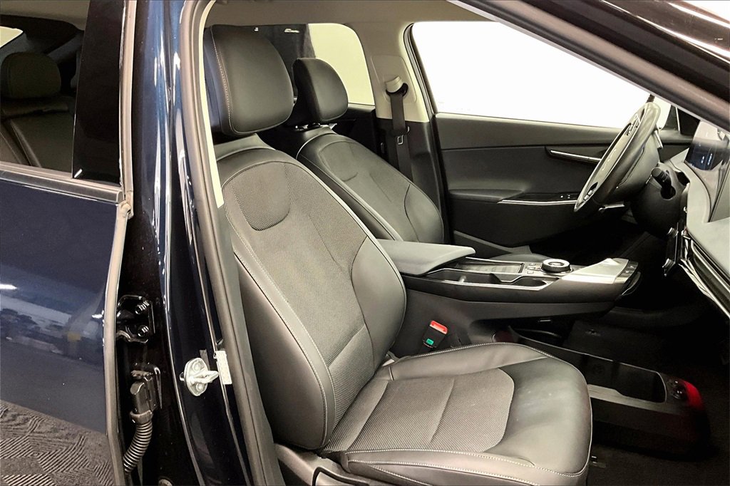 Used 2024 Kia EV6 Light image 6