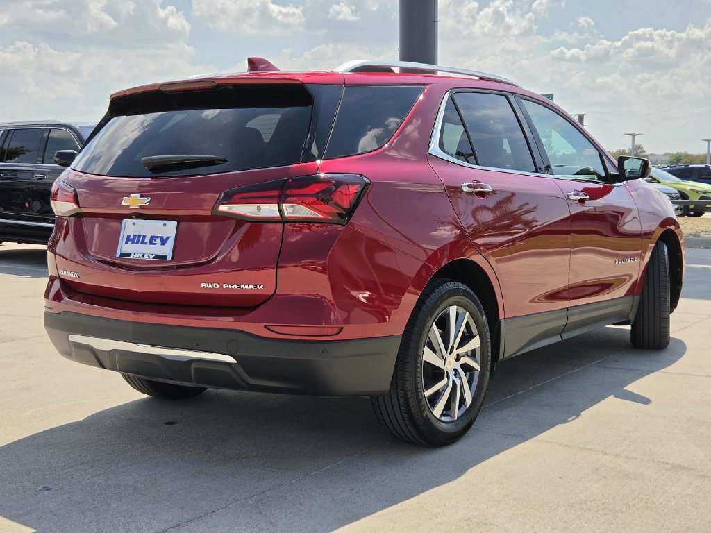 Used 2024 Chevrolet Equinox Premier AWD/4WD image 4