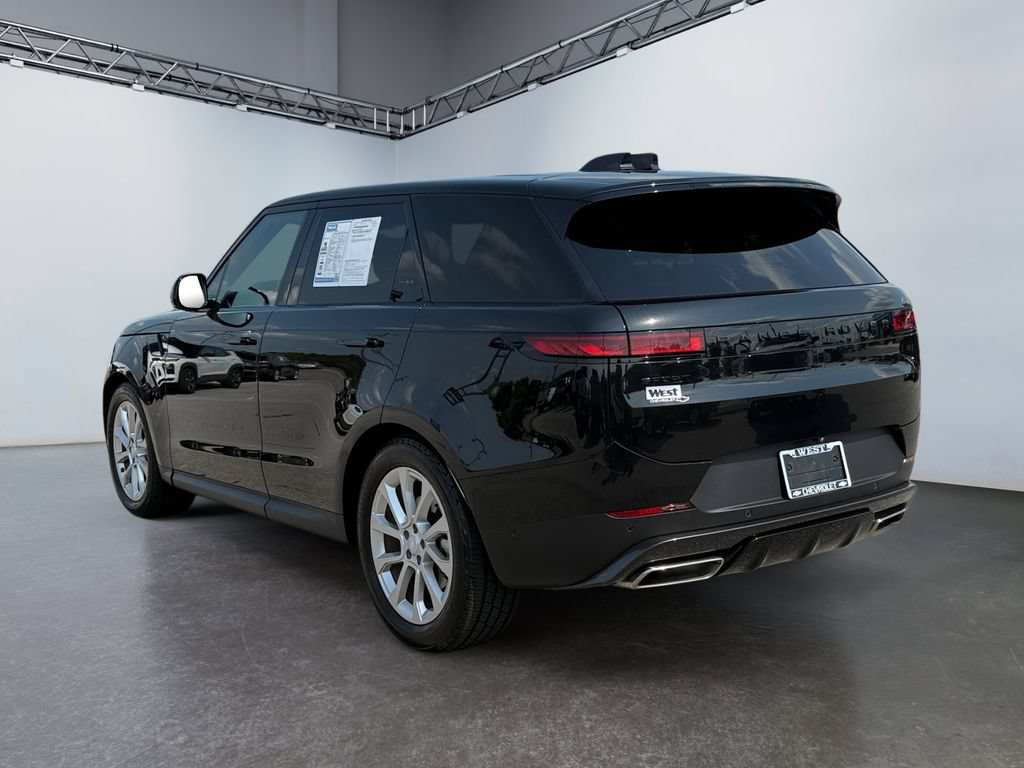 Used 2025 Land Rover Range Rover Sport SE AWD/4WD image 5