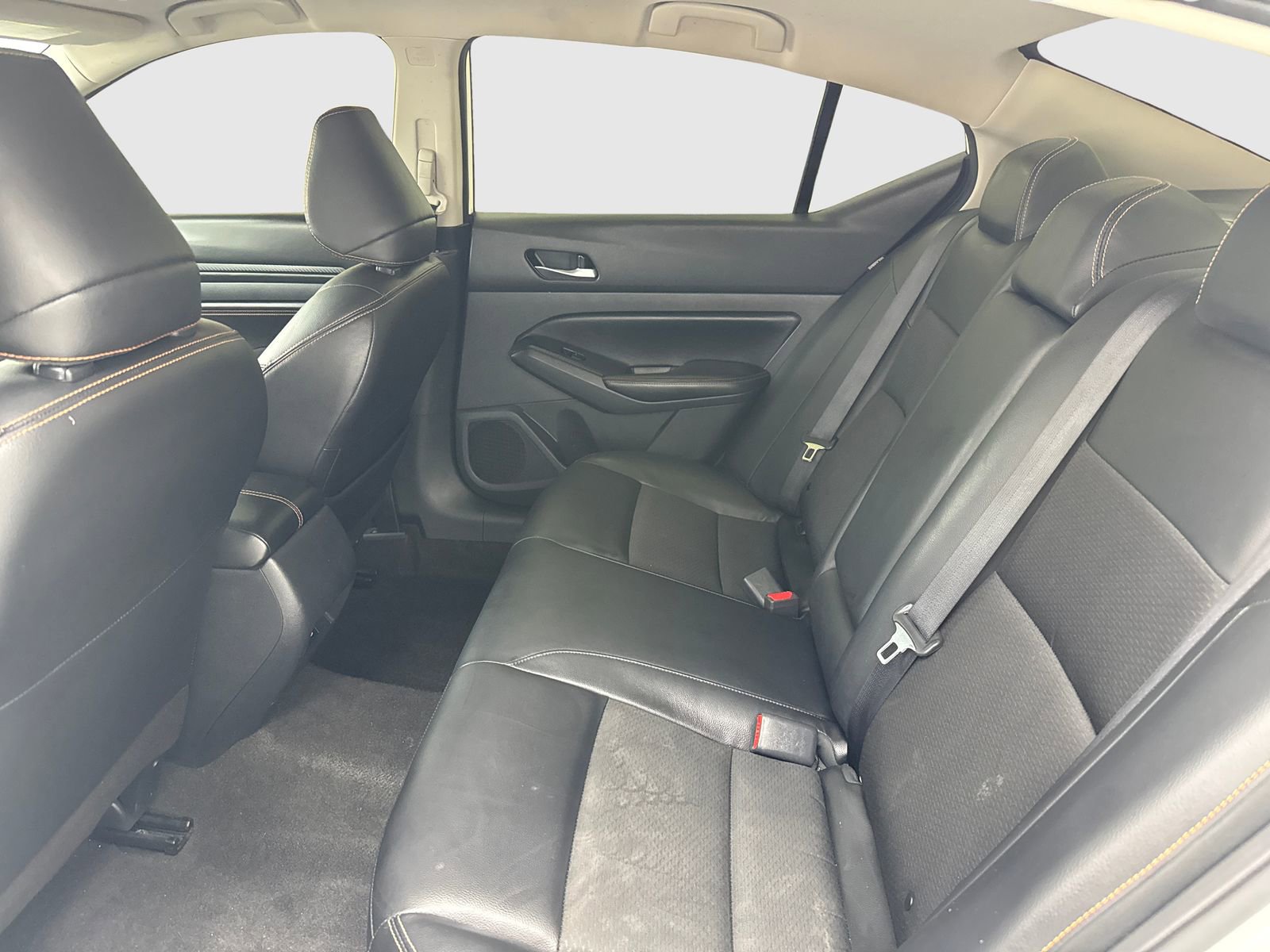 Used 2022 Nissan Altima 2.5 SR FWD image 37