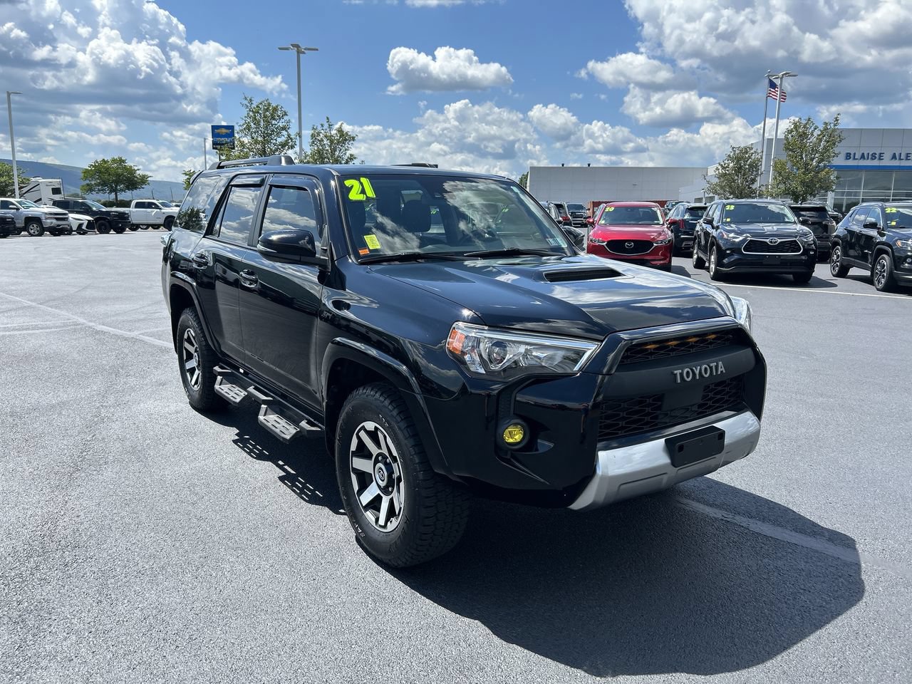 Used 2021 Toyota 4Runner TRD Off-Road Premium w/ Moonroof Package AWD/4WD image 1