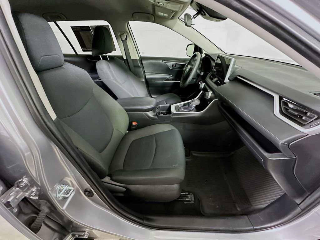 Used 2024 Toyota RAV4 LE image 12