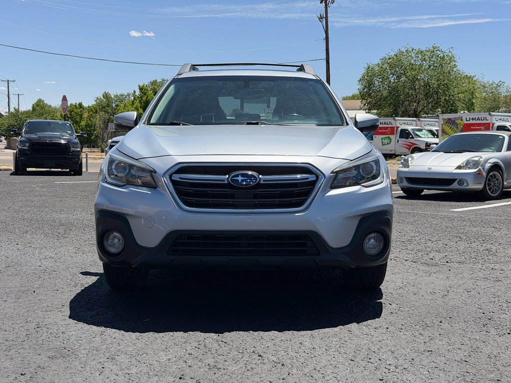 Used 2018 Subaru Outback 2.5i Limited AWD/4WD image 2