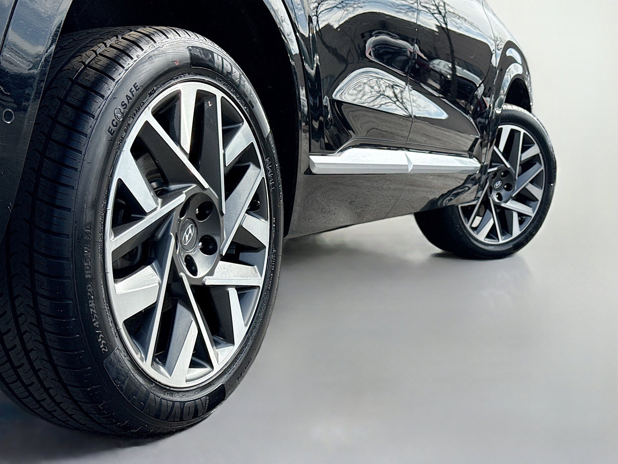 Certified 2023 Hyundai Santa Fe Calligraphy image 15