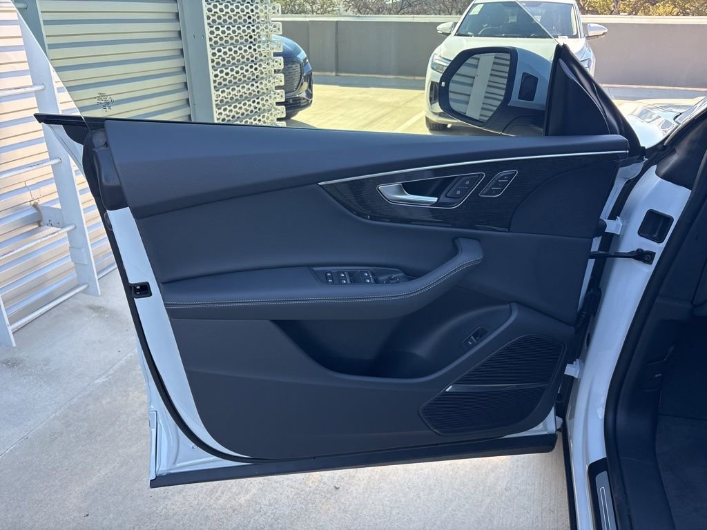 New 2026 Audi Q8 Premium Plus image 10