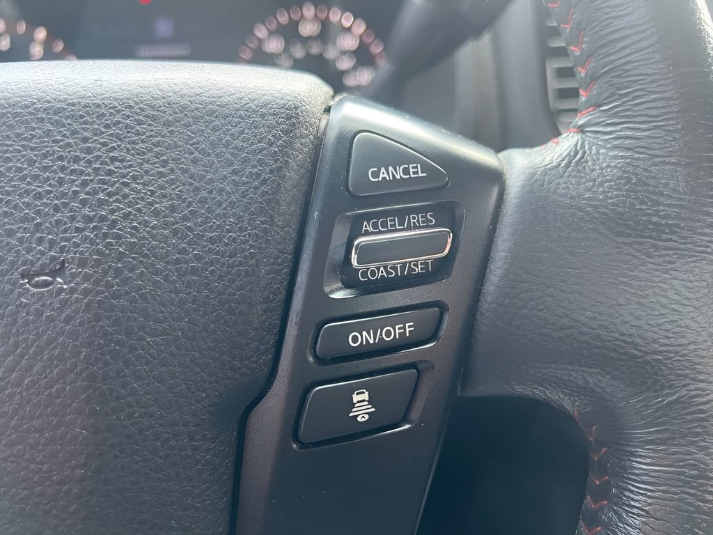 Used 2020 Nissan Titan PRO-4X AWD/4WD image 17