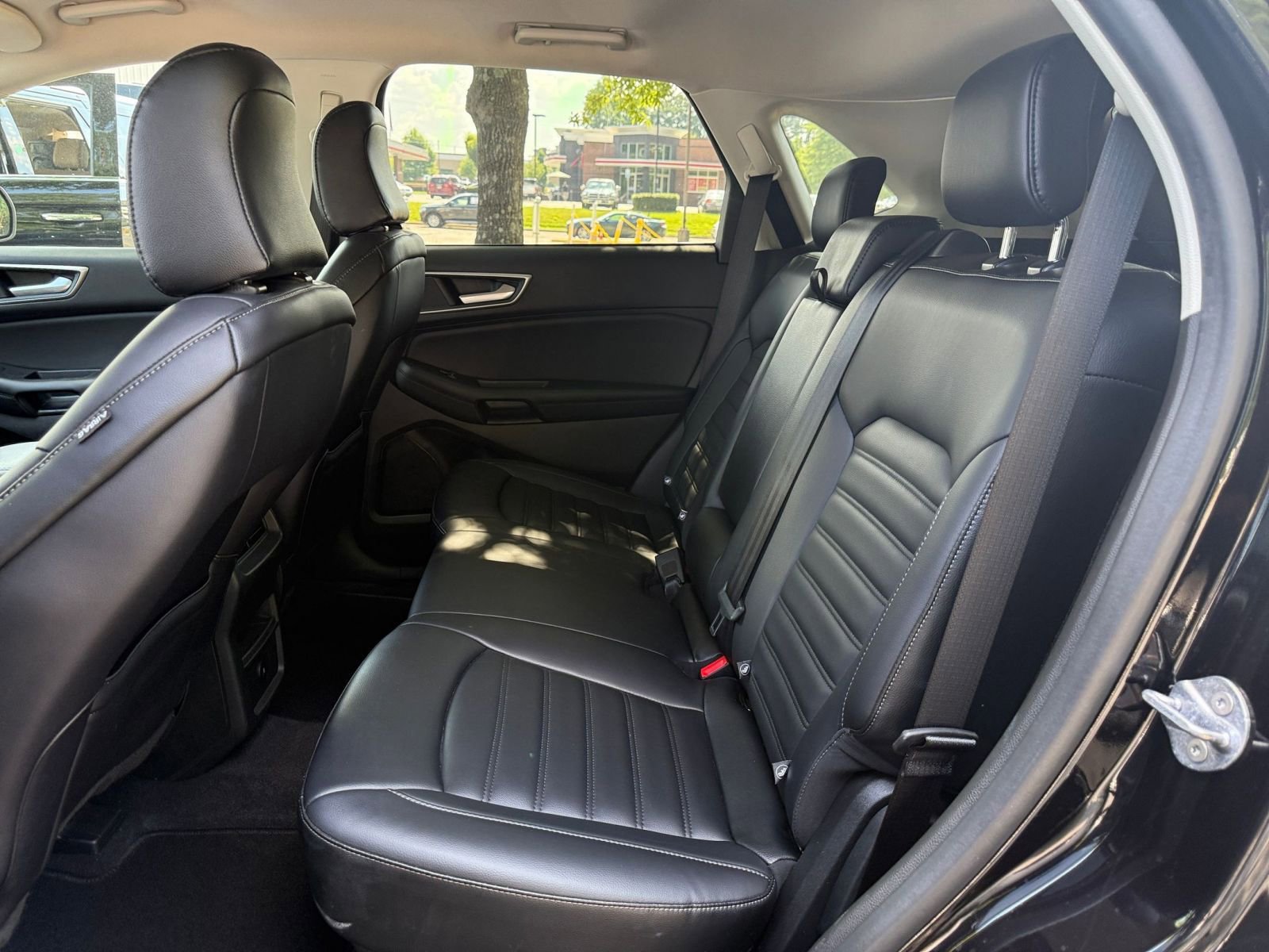 Used 2024 Ford Edge SEL image 25