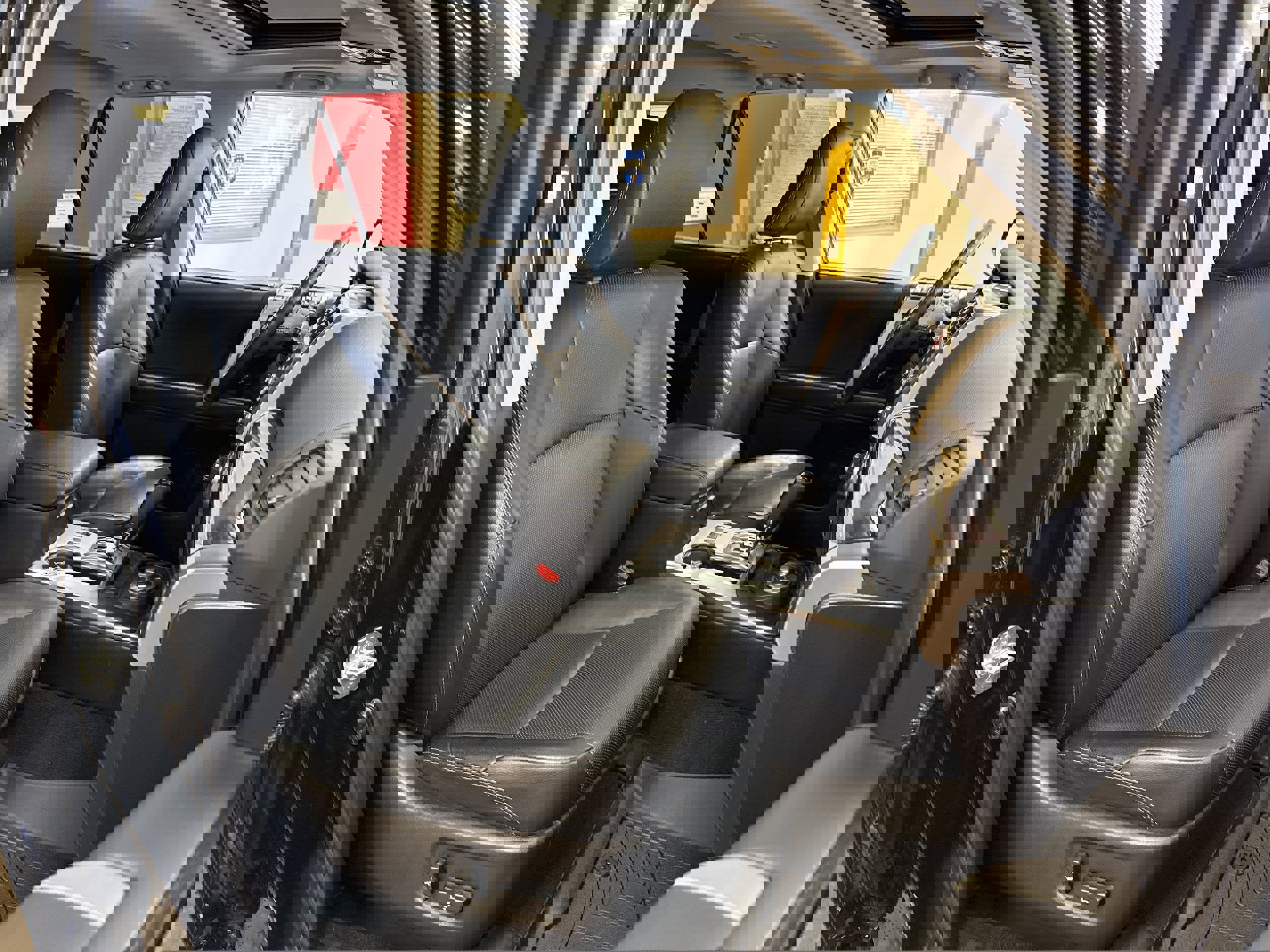 Used 2023 Toyota 4Runner Limited AWD/4WD image 15