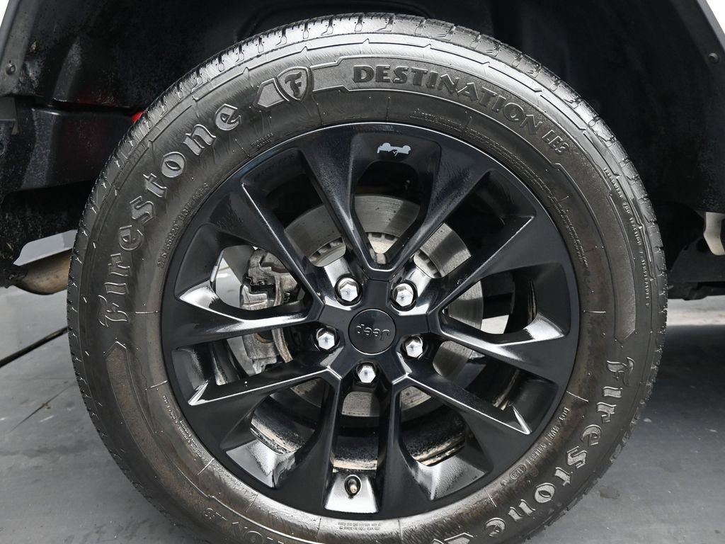 Used 2021 Jeep Wrangler Unlimited Sahara 4xe w/ Cold Weather Group image 10