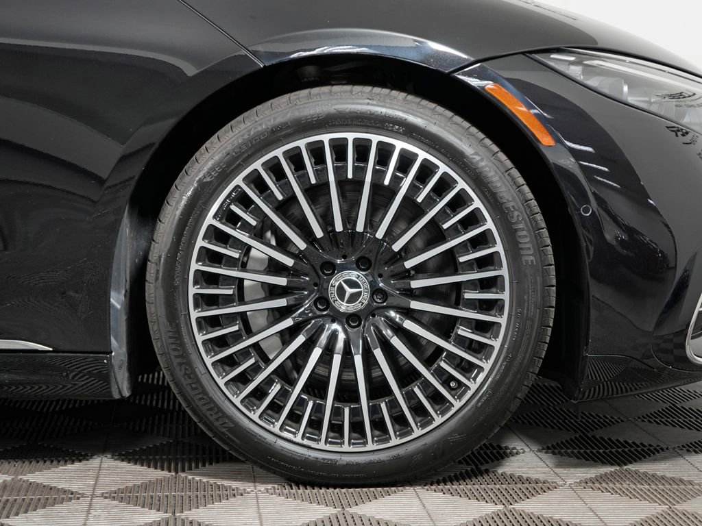 Certified 2023 Mercedes-Benz EQS 580 4MATIC Sedan image 11