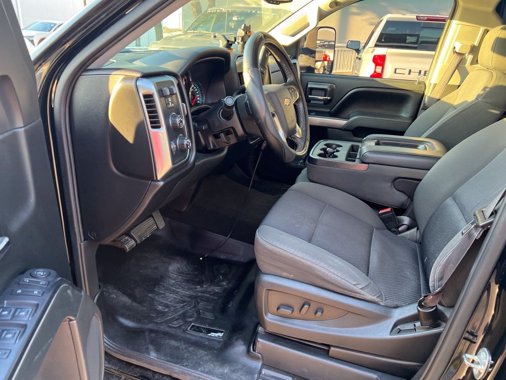 Used 2015 Chevrolet Silverado 1500 LT w/ Rally 2 Edition AWD/4WD image 6