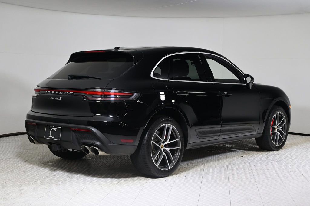 Certified 2023 Porsche Macan S image 7