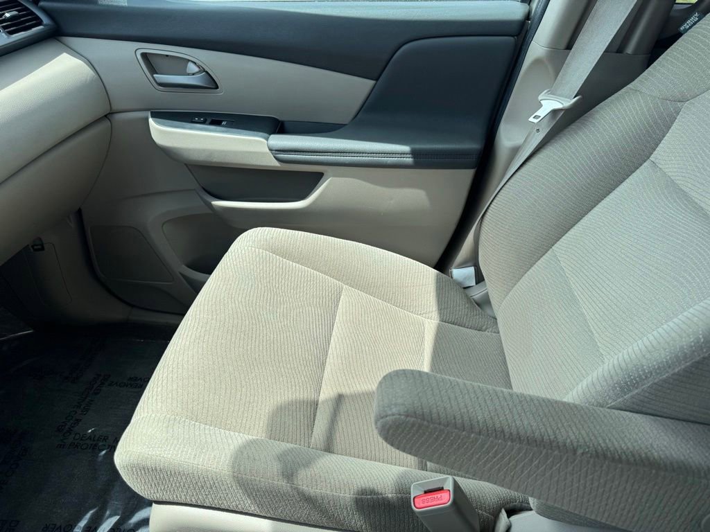 Used 2013 Honda Odyssey EX image 25