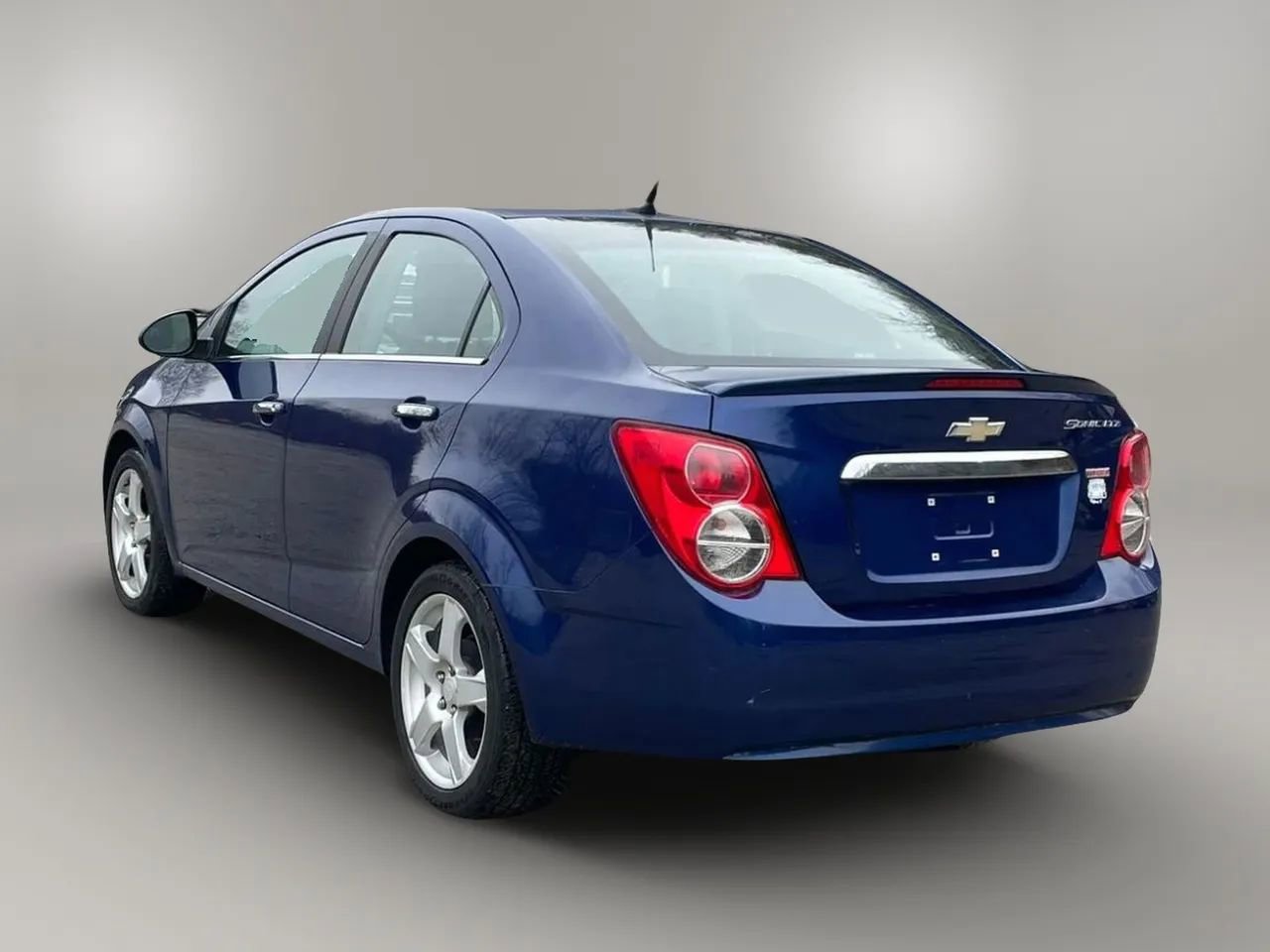 Used 2013 Chevrolet Sonic LTZ image 16