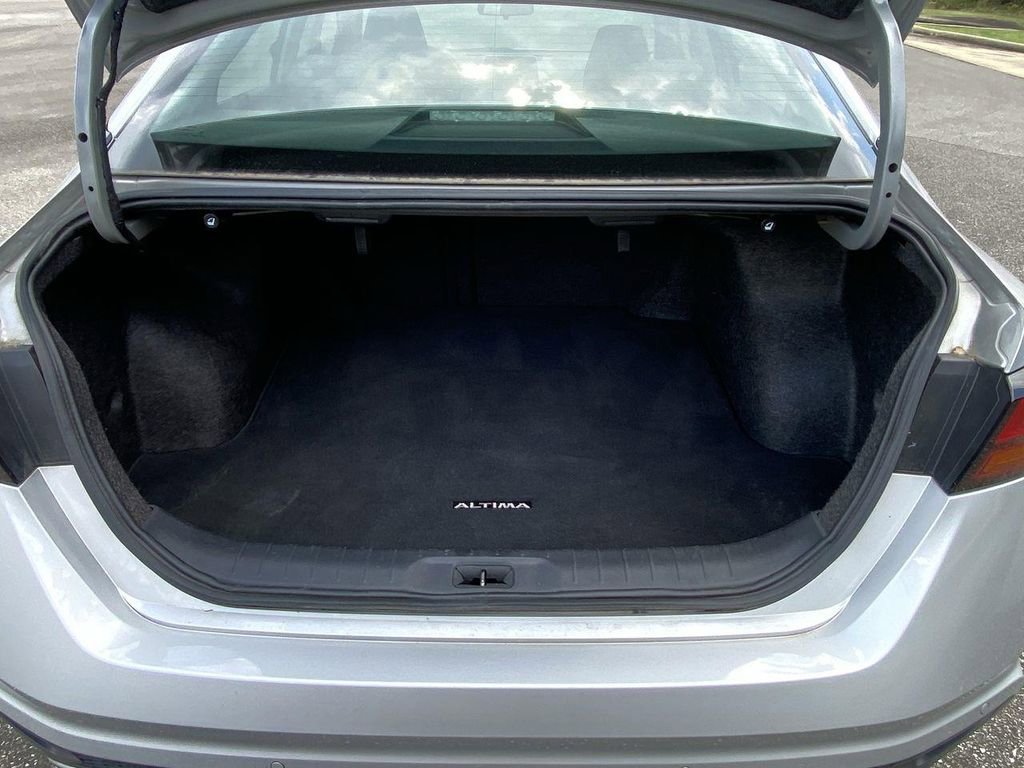 Used 2023 Nissan Altima 2.5 SV image 23