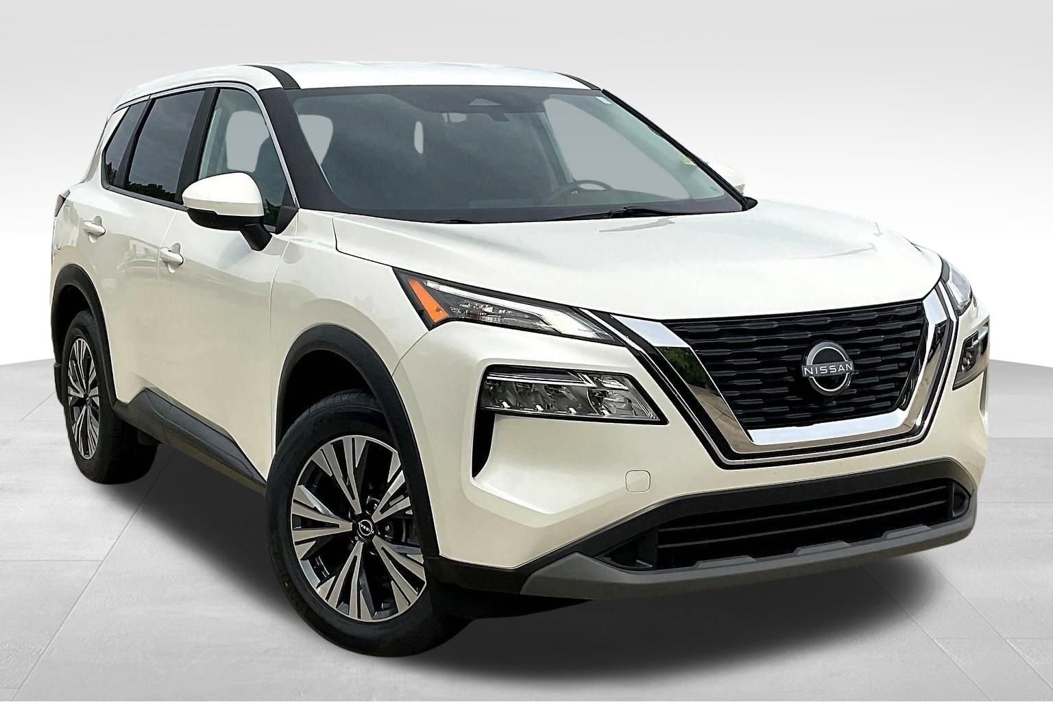 Certified 2023 Nissan Rogue SV image 18