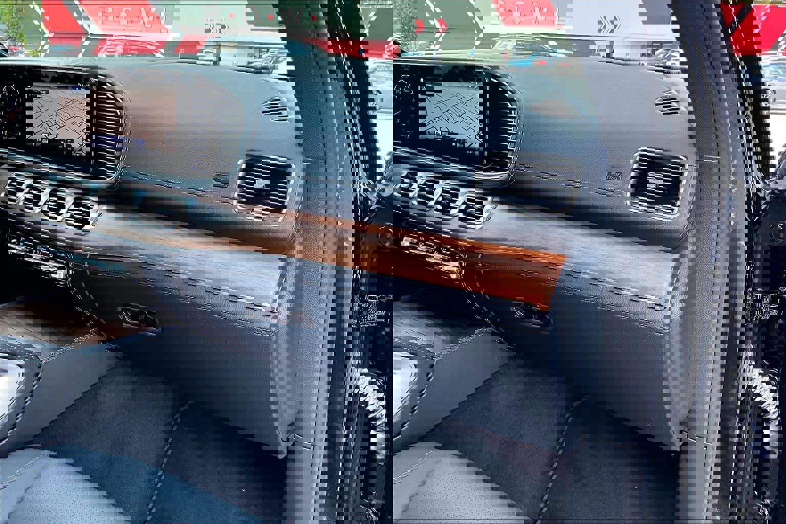 Used 2024 Mercedes-Benz GLE 350 4MATIC image 19