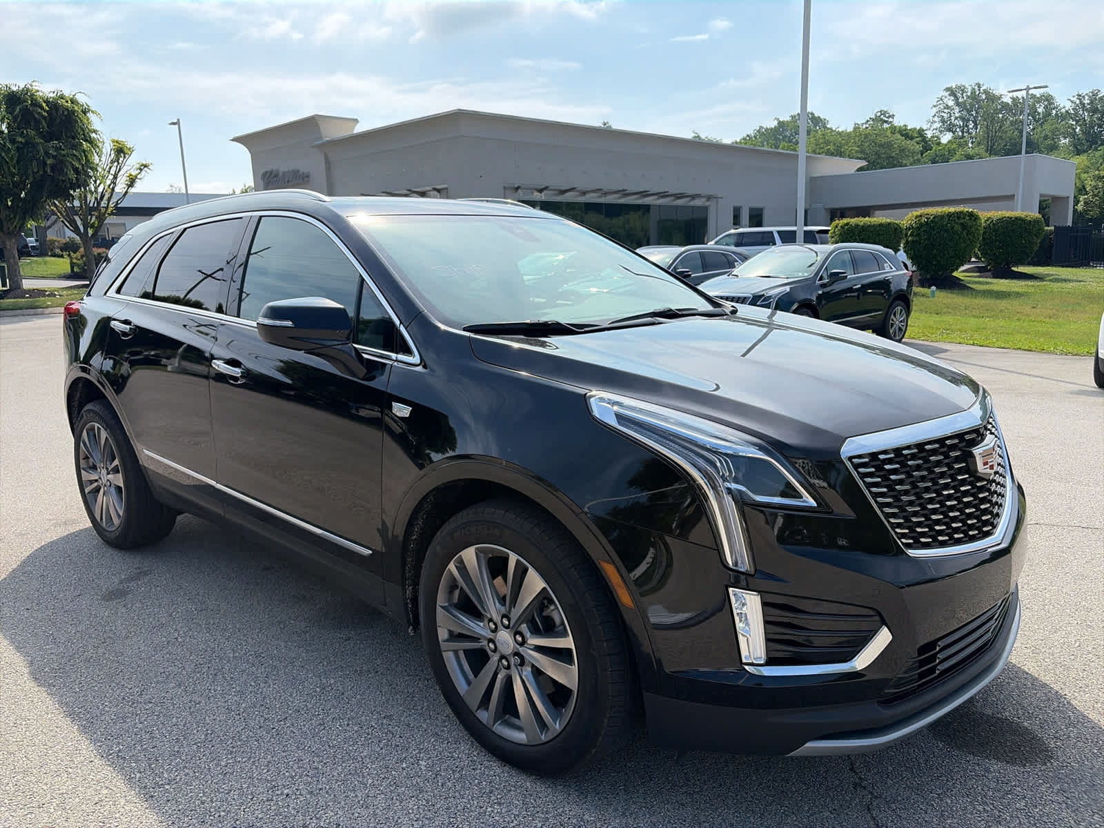 Certified 2024 Cadillac XT5 Premium Luxury AWD/4WD image 5