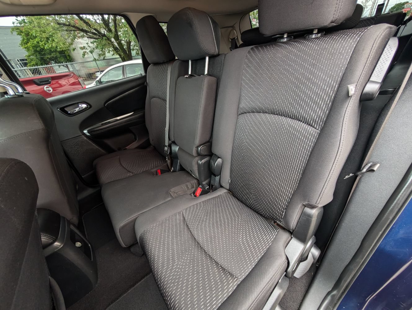 Used 2018 Dodge Journey SE FWD image 18