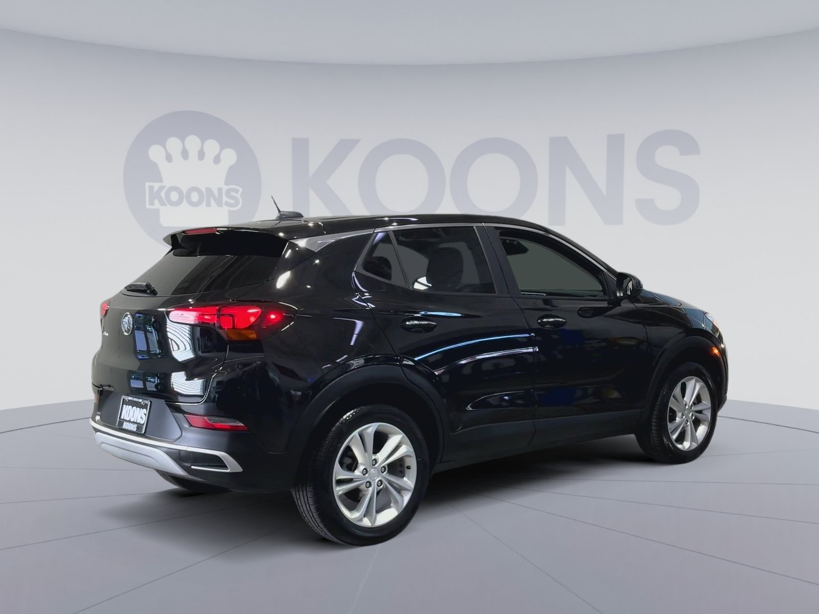 Used 2023 Buick Encore GX Preferred w/ Cold Weather Comfort Package AWD/4WD image 11