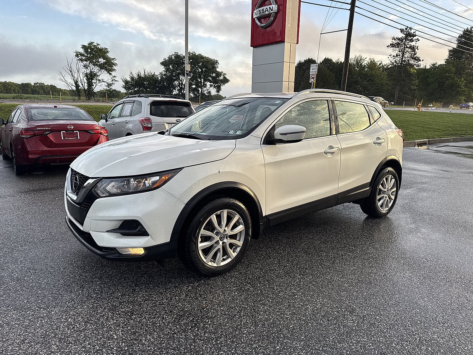 Used 2021 Nissan Rogue Sport SV AWD/4WD image 7