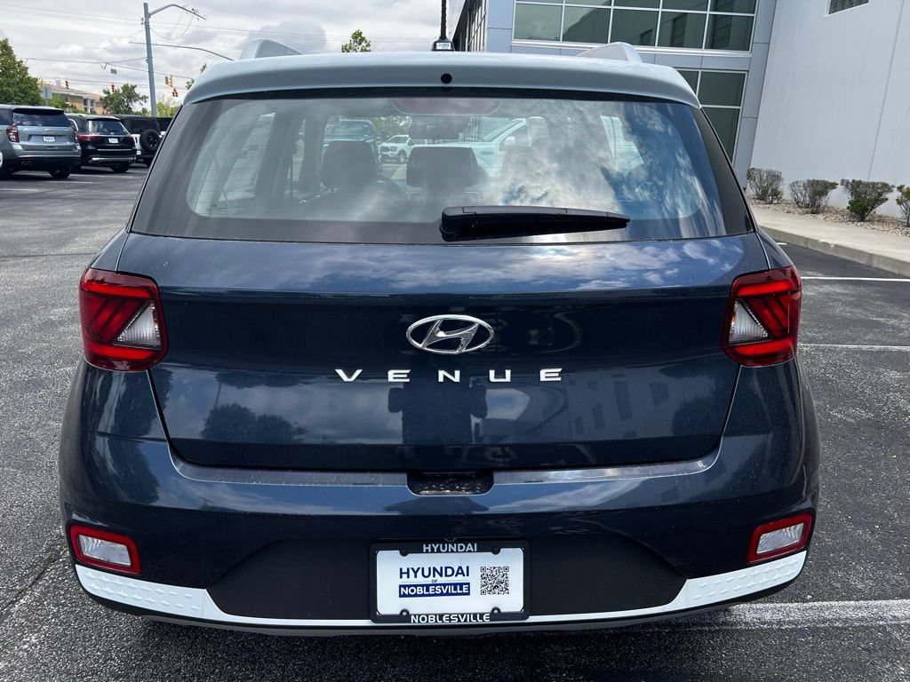 New 2026 Hyundai Venue SEL FWD image 6