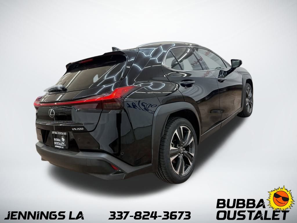 Used 2022 Lexus UX 200 w/ Accessory Package (Z2) image 5