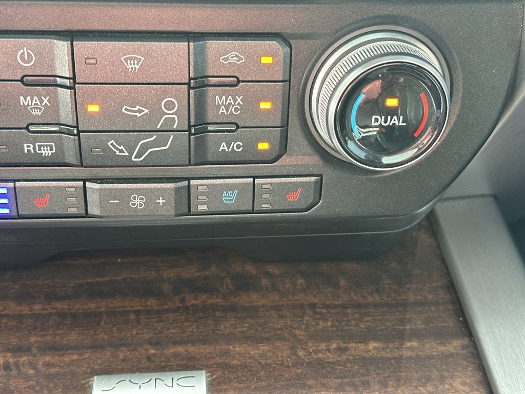 Used 2017 Ford F350 Platinum w/ Platinum Ultimate Package image 28