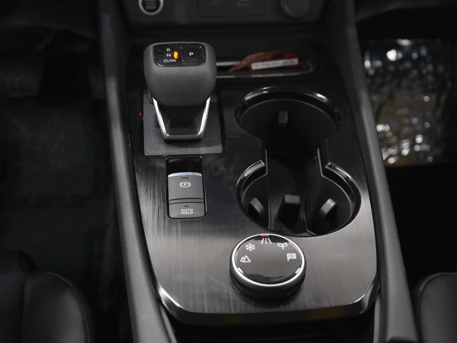 Used 2023 Nissan Rogue SV w/ SV Premium Package image 20