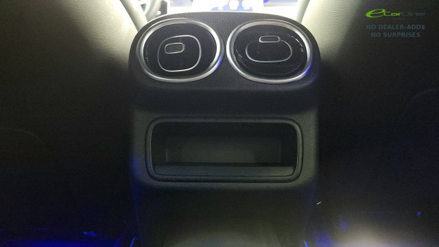 Used 2025 Mercedes-Benz GLC 300 4MATIC image 59