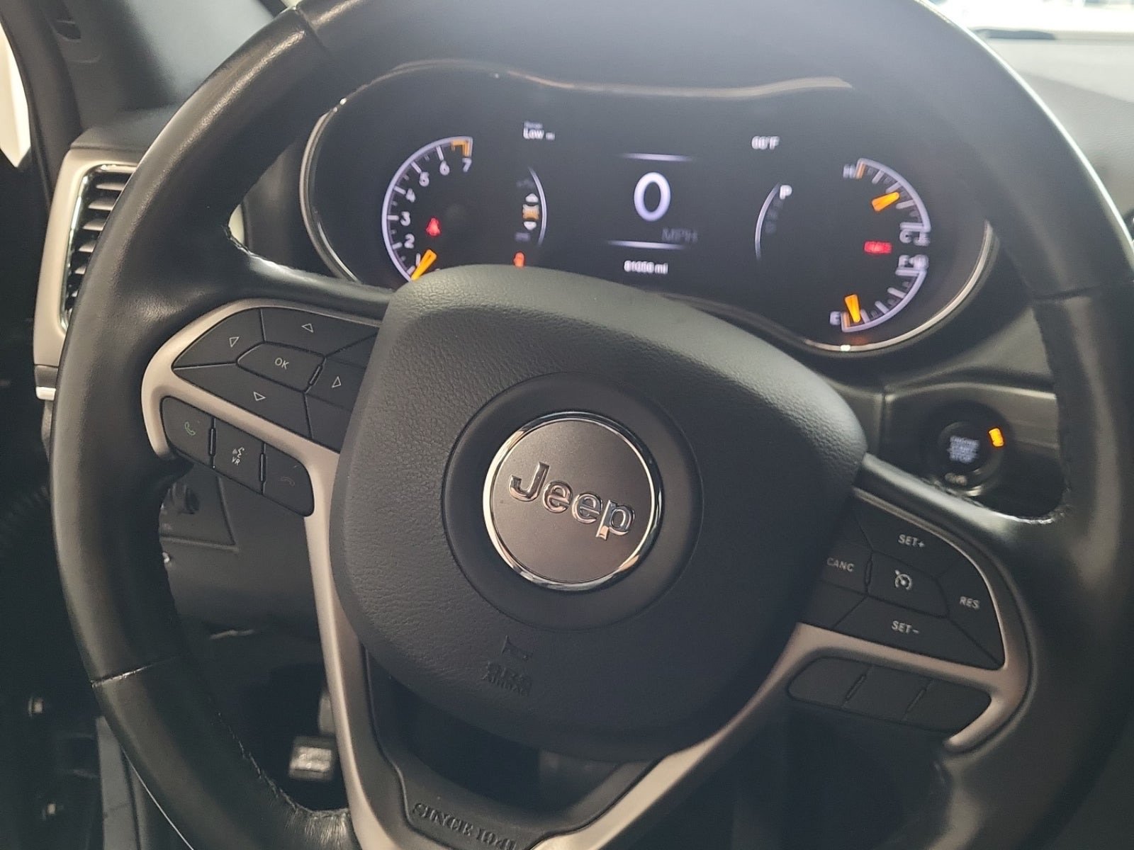 Used 2020 Jeep Grand Cherokee Limited w/ Luxury Group II AWD/4WD image 6