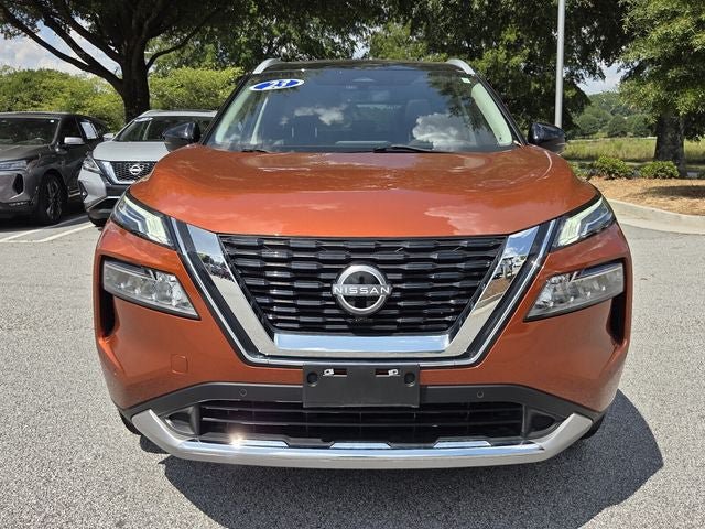 Used 2023 Nissan Rogue Platinum w/ Platinum Premium Package FWD image 3