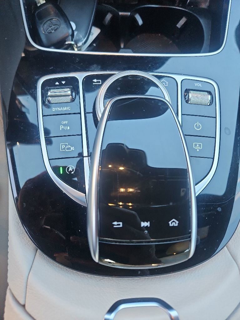 Used 2018 Mercedes-Benz E 300 4MATIC image 16