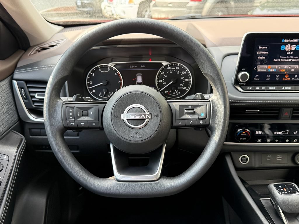 Used 2023 Nissan Rogue SV AWD/4WD image 12