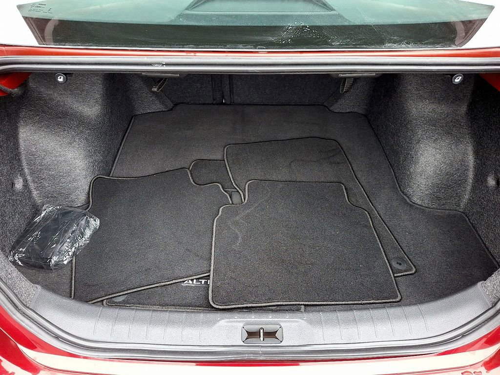 Used 2024 Nissan Altima 2.5 SL image 29