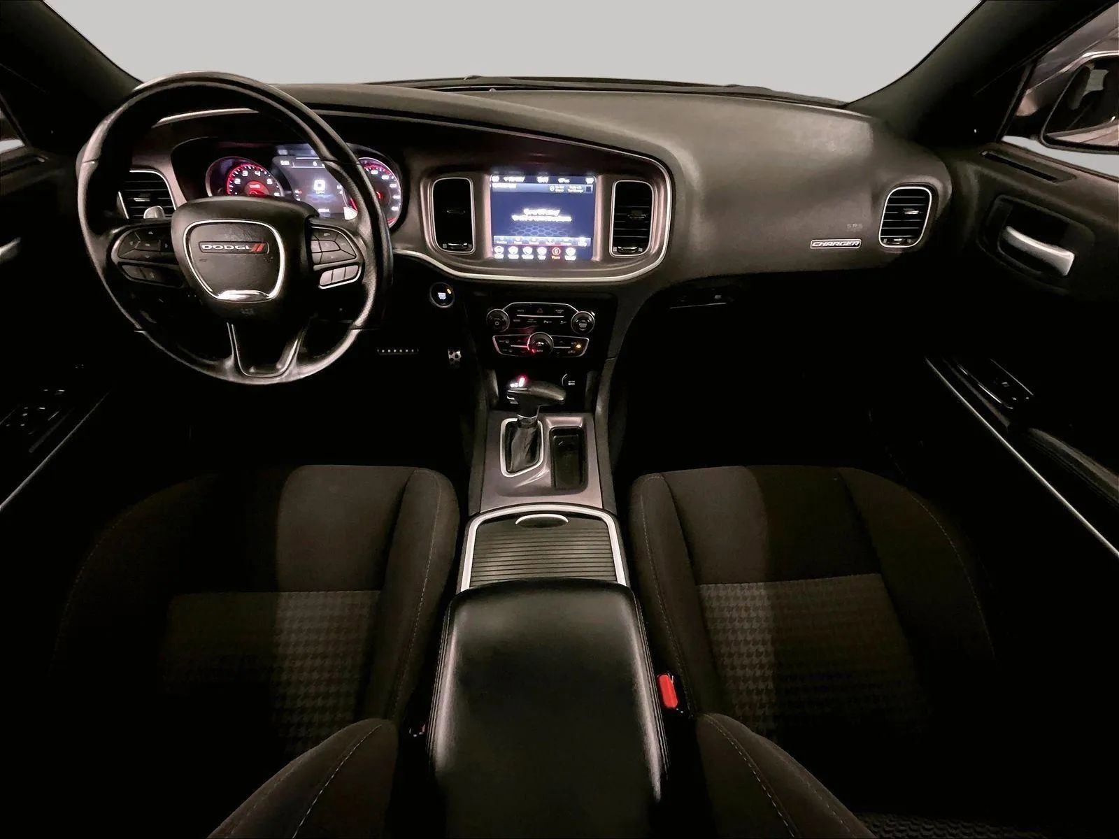 Used 2022 Dodge Charger R/T w/ Driver Convenience Group image 14